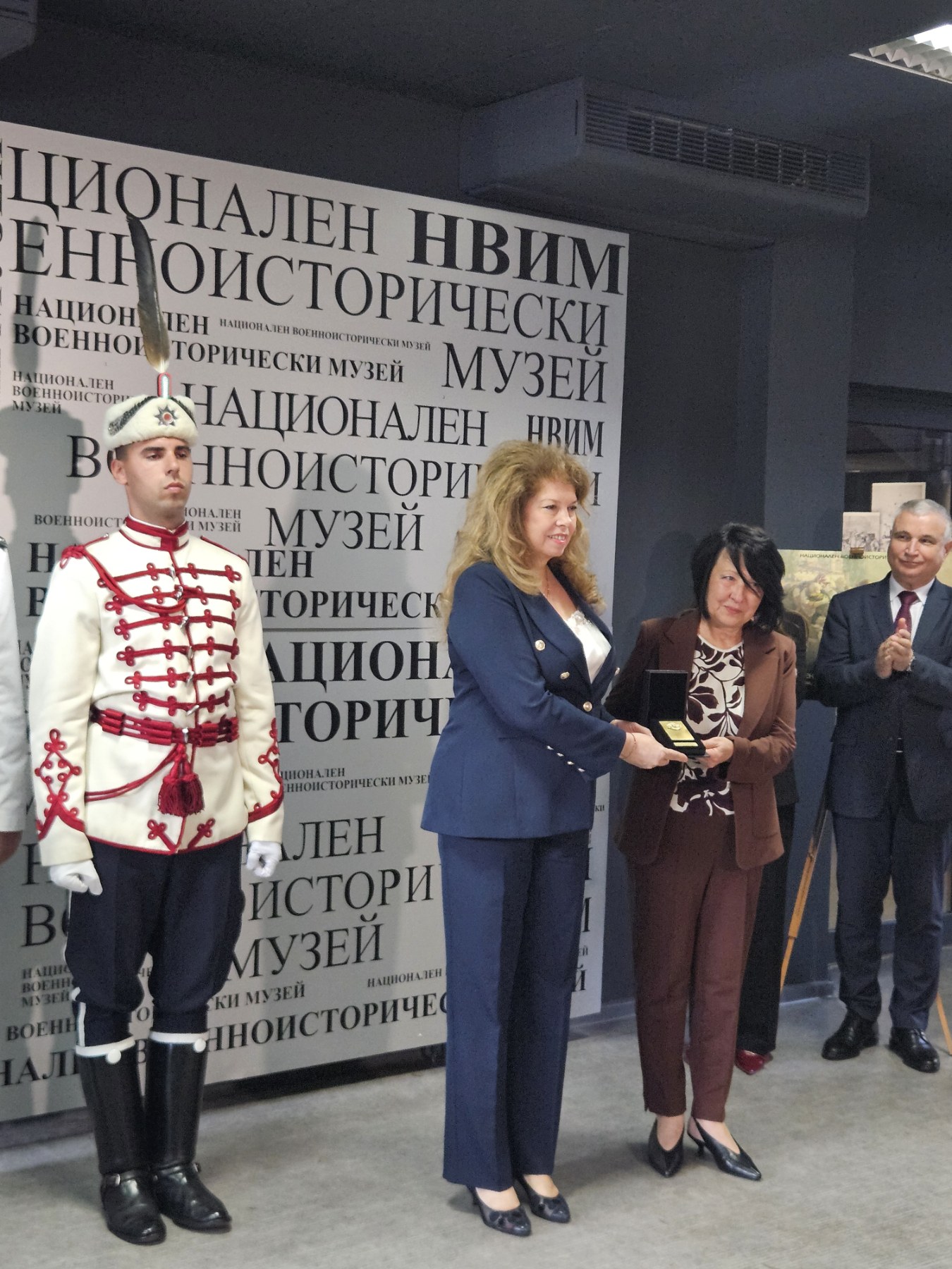 ДЪРЖАВНО ОТЛИЧИЕ ЗА НАЦИОНАЛНИЯ ВОЕННОИСТОРИЧЕСКИ МУЗЕЙ ПО ПОВОД НЕГОВИЯ 110-ГОДИШЕН ЮБИЛЕЙ